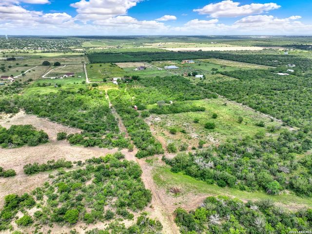 618 PRIVATE ROAD 5769, Castroville, TX 78009