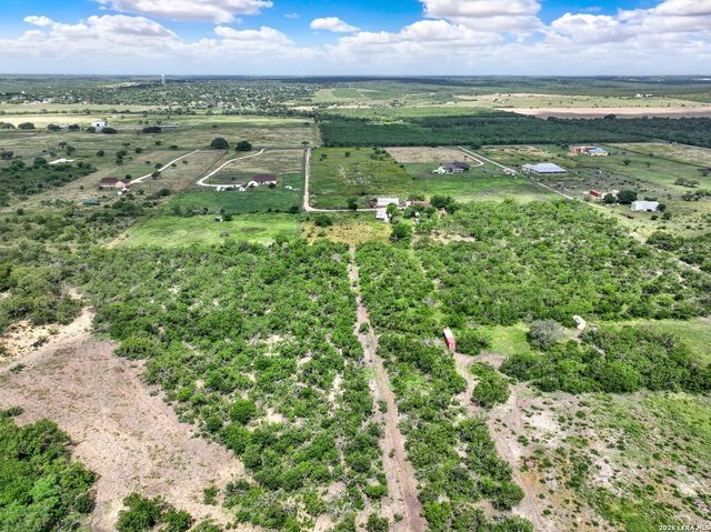 618 PRIVATE ROAD 5769, Castroville, TX 78009