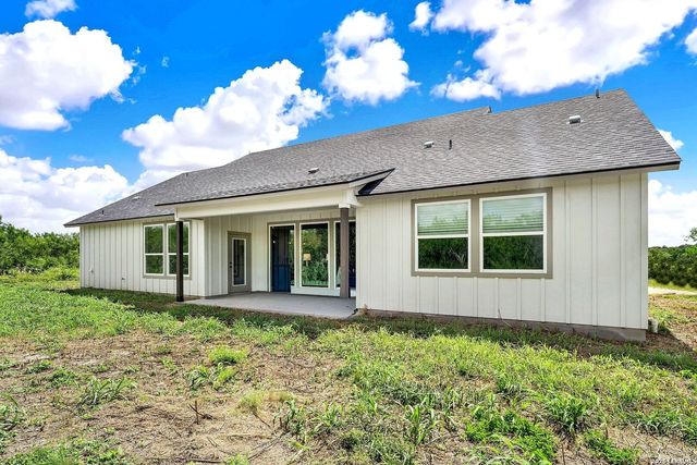 618 PRIVATE ROAD 5769, Castroville, TX 78009