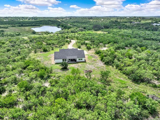 618 PRIVATE ROAD 5769, Castroville, TX 78009