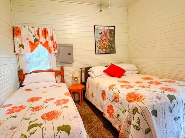 102 John Drive, Harrison, MI 48625