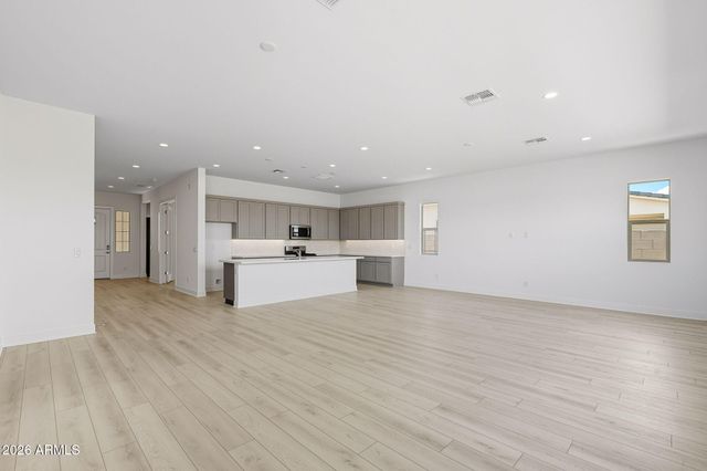 3658 W HORSE TRAIL Way, San Tan Valley, AZ 85144