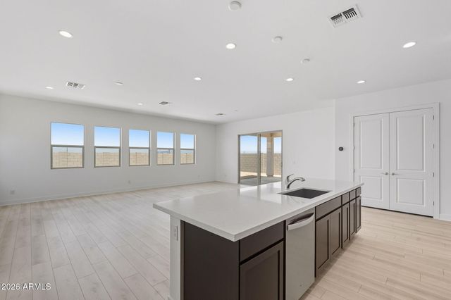 3658 W HORSE TRAIL Way, San Tan Valley, AZ 85144