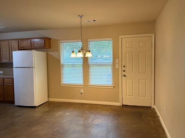 11817 13th Street, Santa Fe, TX 77510