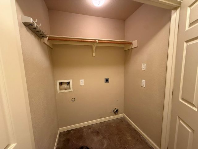 11817 13th Street, Santa Fe, TX 77510
