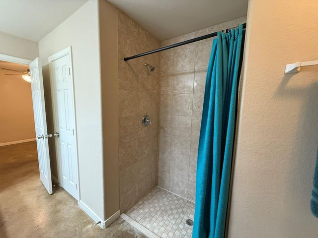 11817 13th Street, Santa Fe, TX 77510