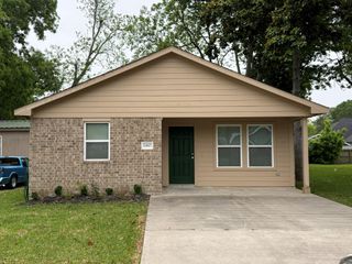 11817 13th Street, Santa Fe, TX 77510