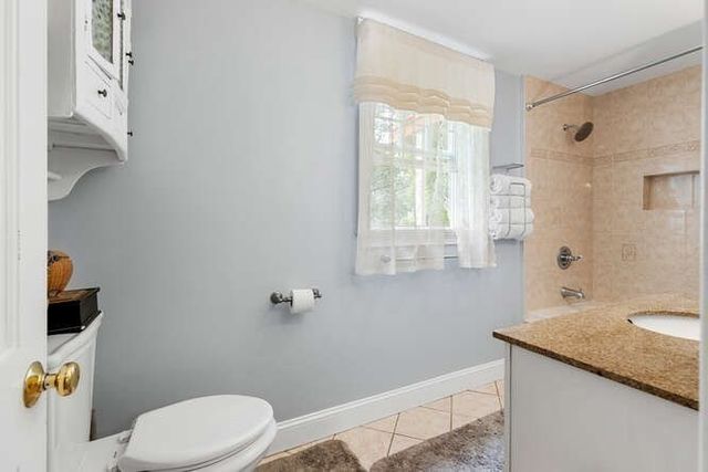24 Park St, Wakefield, MA 01880