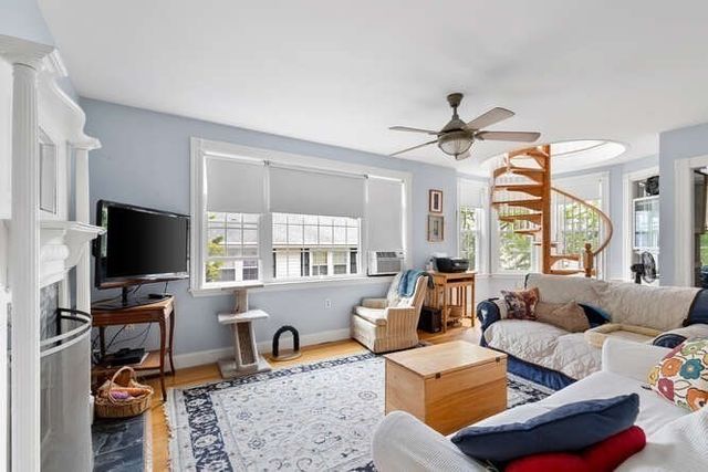 24 Park St, Wakefield, MA 01880