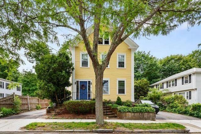 24 Park St, Wakefield, MA 01880