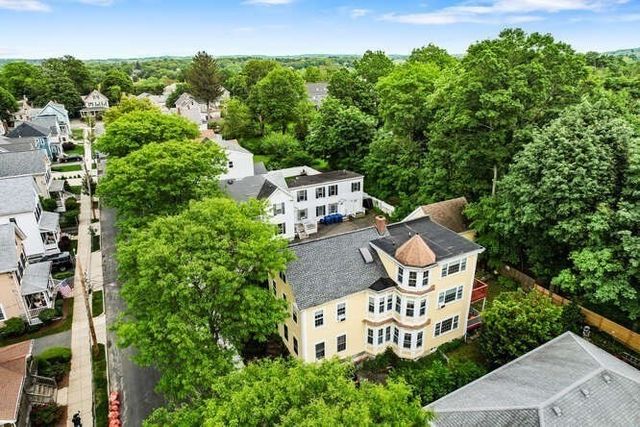 24 Park St, Wakefield, MA 01880