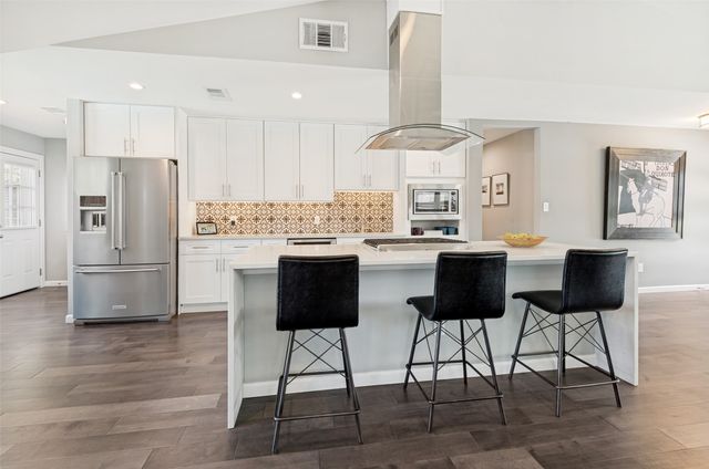 3263 Saint Croix Drive, Dallas, TX 75229