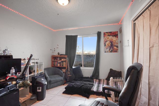 723 Dallas Street NE, Albuquerque, NM 87108