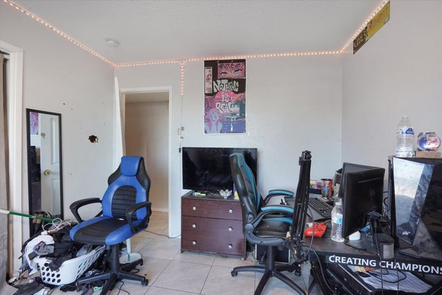 723 Dallas Street NE, Albuquerque, NM 87108