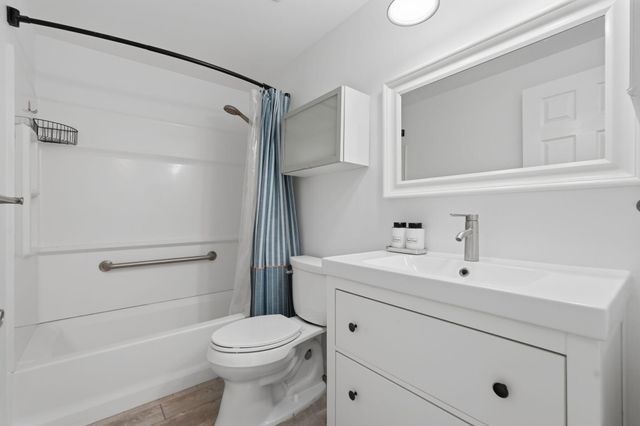 45197 Kensington Street, Utica, MI 48317