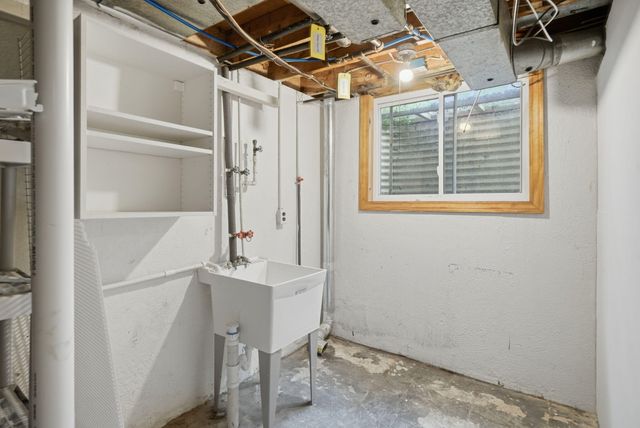 45197 Kensington Street, Utica, MI 48317