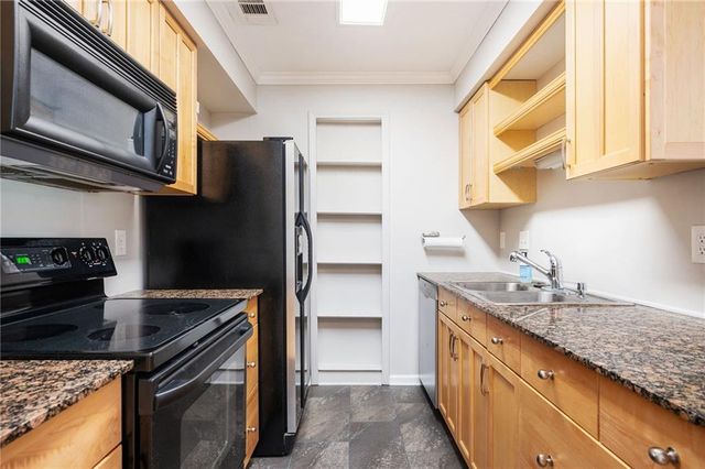 4303 Pine Heights Drive NE 4303, Atlanta, GA 30324