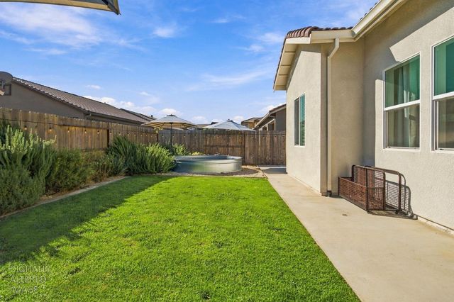 2060 Felsina Ave, Manteca, CA 95337