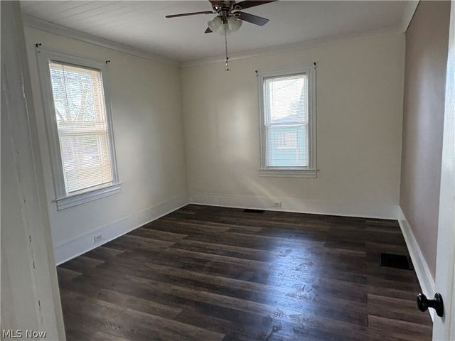 770 W Martin Street, East Palestine, OH 44413