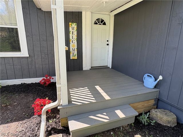 770 W Martin Street, East Palestine, OH 44413