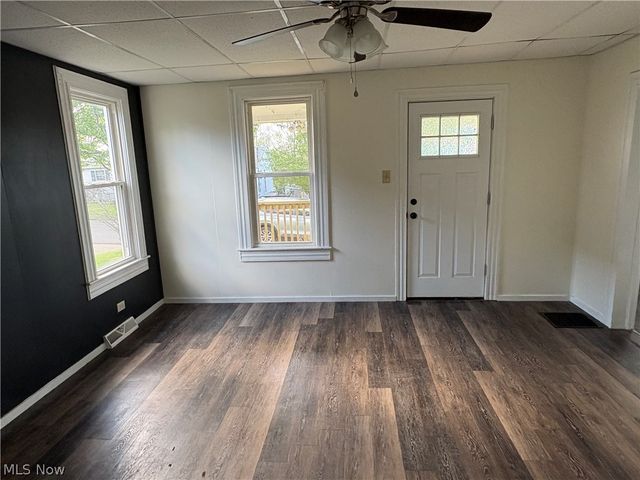 770 W Martin Street, East Palestine, OH 44413
