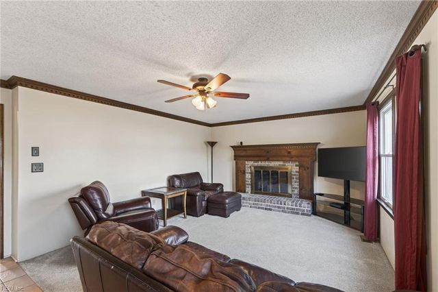 4712 Longmont RD, Virginia Beach, VA 23456