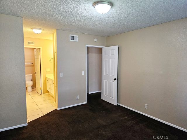 2554 Olive Drive 10, Palmdale, CA 93550
