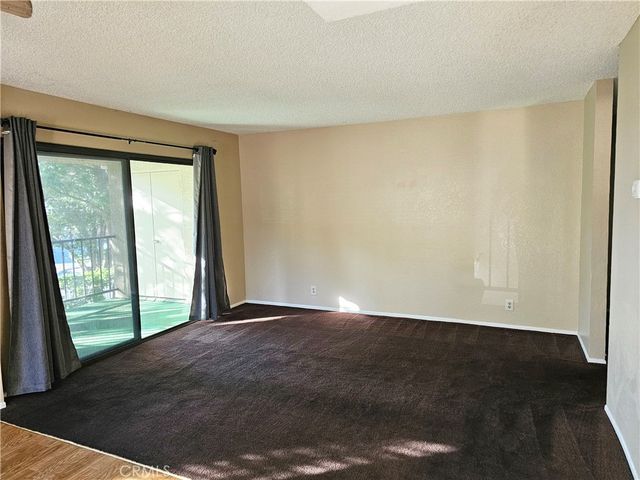 2554 Olive Drive 10, Palmdale, CA 93550