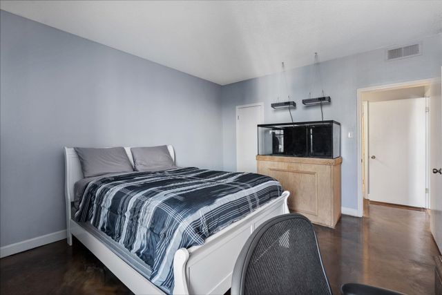 109 N Main St Apt 710, Memphis, TN 38103