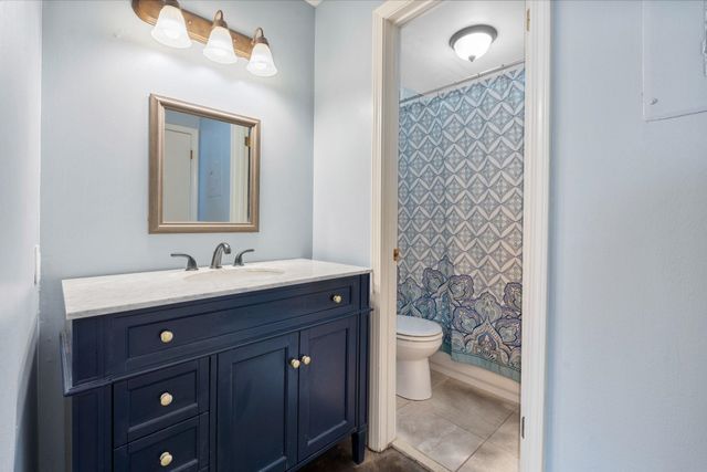 109 N Main St Apt 710, Memphis, TN 38103