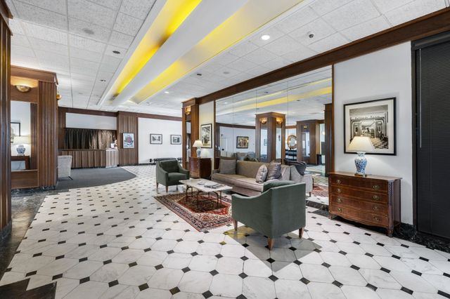 109 N Main St Apt 710, Memphis, TN 38103