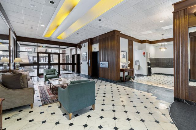 109 N Main St Apt 710, Memphis, TN 38103