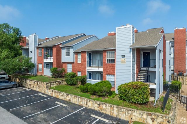7610 Cameron Rd 379, Austin, TX 78752
