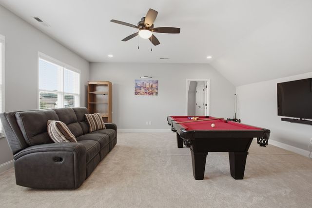 1036 Pretender Way, Columbia, TN 38401