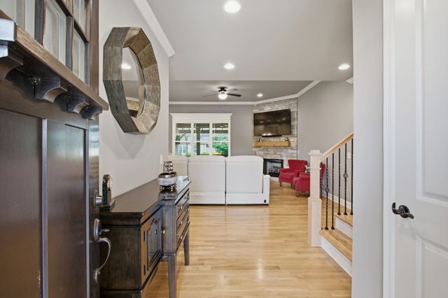 1036 Pretender Way, Columbia, TN 38401
