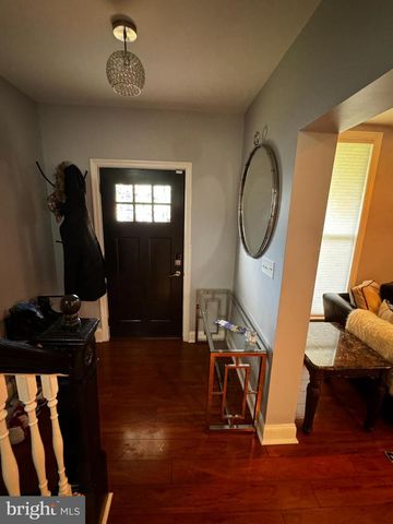 2700 GRINDON AVE, Baltimore, MD 21214