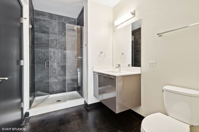 1647 N Milwaukee Avenue 304, Chicago, IL 60647