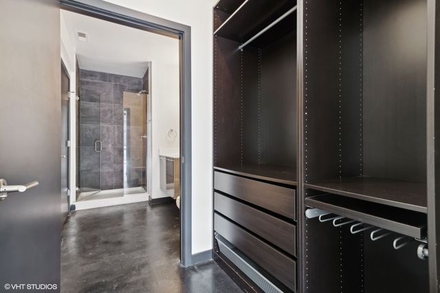 1647 N Milwaukee Avenue 304, Chicago, IL 60647