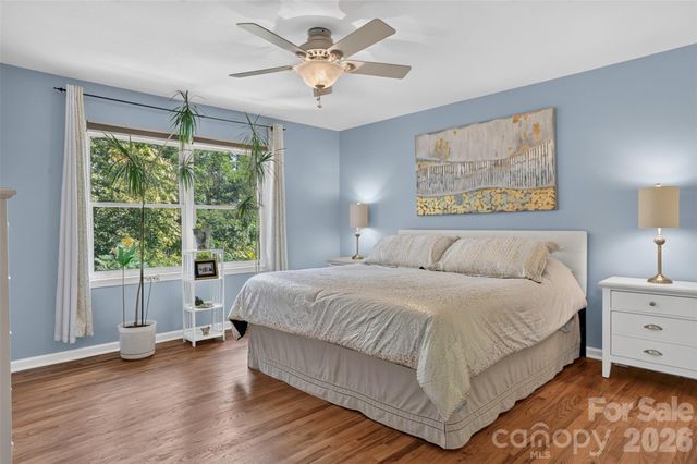 50 Autumn View Drive, Hendersonville, NC 28792