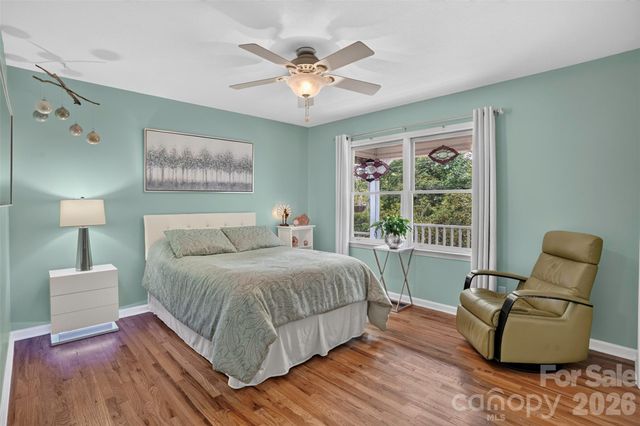 50 Autumn View Drive, Hendersonville, NC 28792