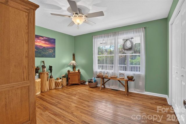 50 Autumn View Drive, Hendersonville, NC 28792