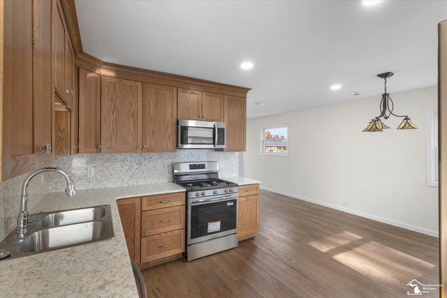 3835 Lois Drive, Lambertville, MI 48144