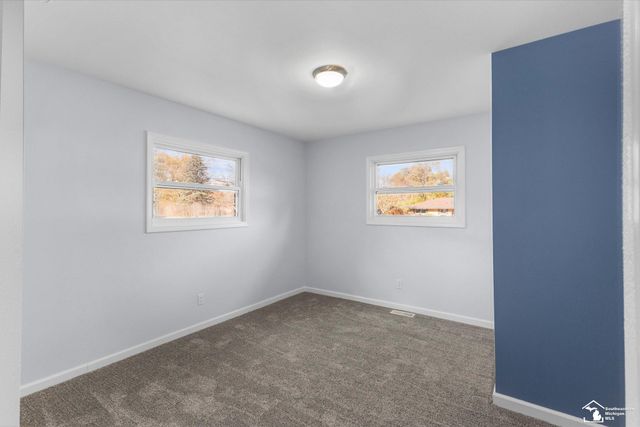 3835 Lois Drive, Lambertville, MI 48144