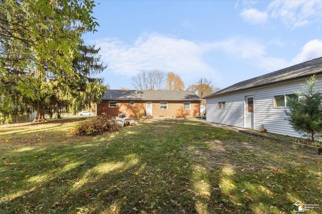 3835 Lois Drive, Lambertville, MI 48144