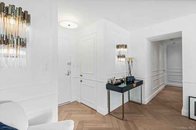 1805 215th Street 8M, Bayside, NY 11360