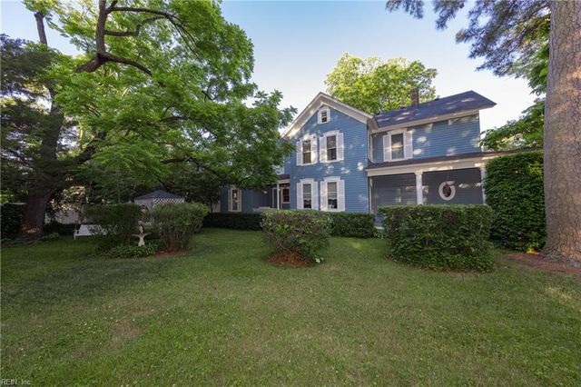 1330 Laurel CRES, Norfolk, VA 23505