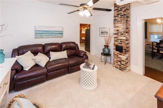 1330 Laurel CRES, Norfolk, VA 23505