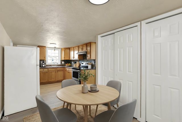 1079 S Crawford Street, Martinsville, IN 46151