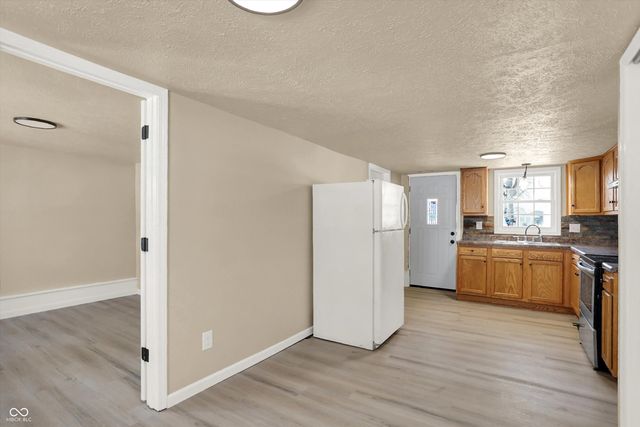 1079 S Crawford Street, Martinsville, IN 46151