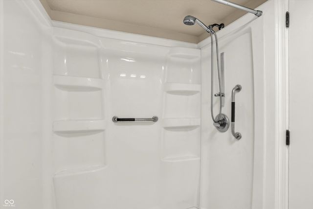 1079 S Crawford Street, Martinsville, IN 46151